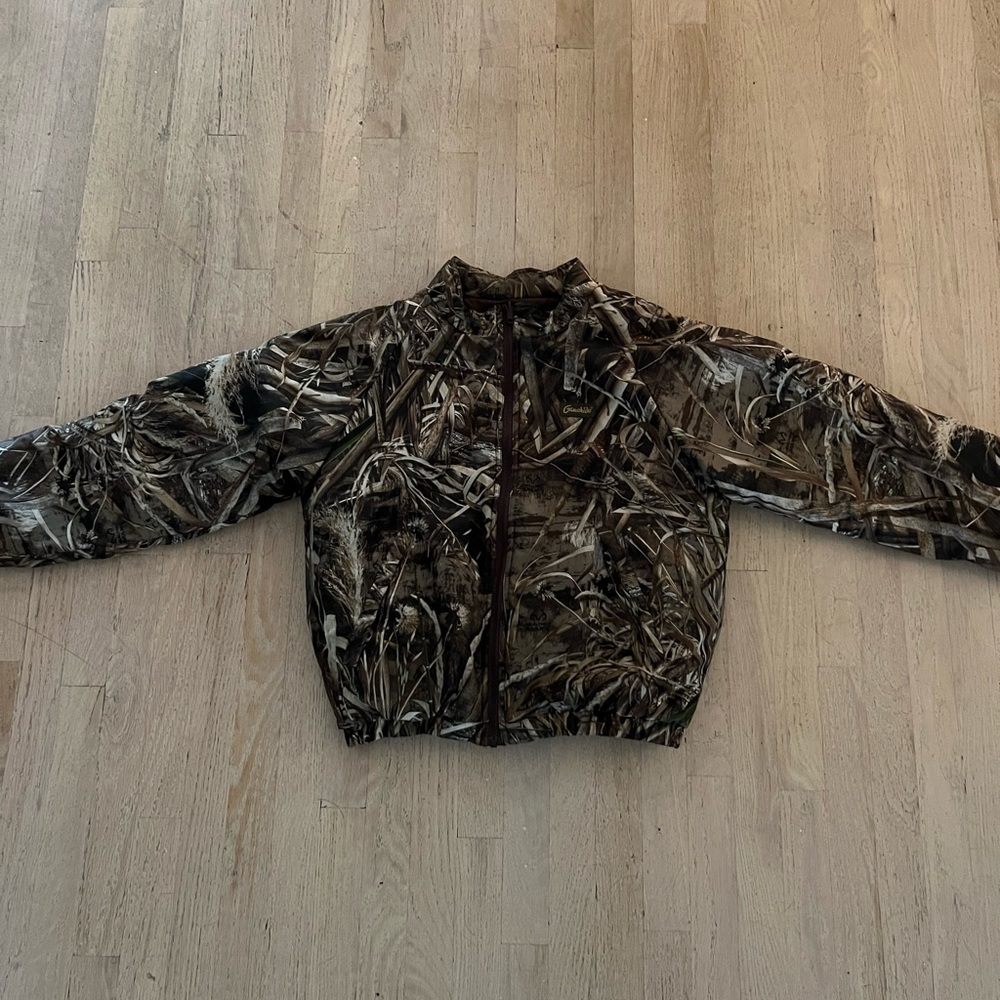 Men’s Gamehide Puffy Jacket in real tree Max-5 Camo. Size medium